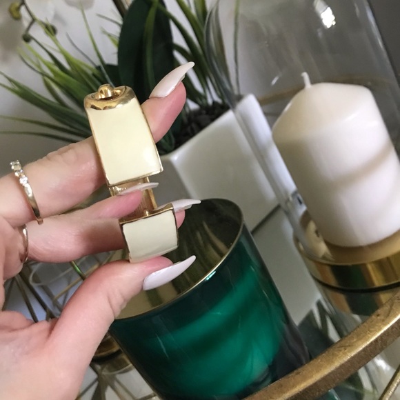 Bangle - Picture 2 of 4